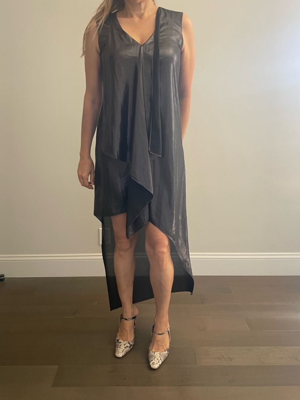 BCBGMaxAzria Metallic Black Sleeveless High-Low V-Neck Dress